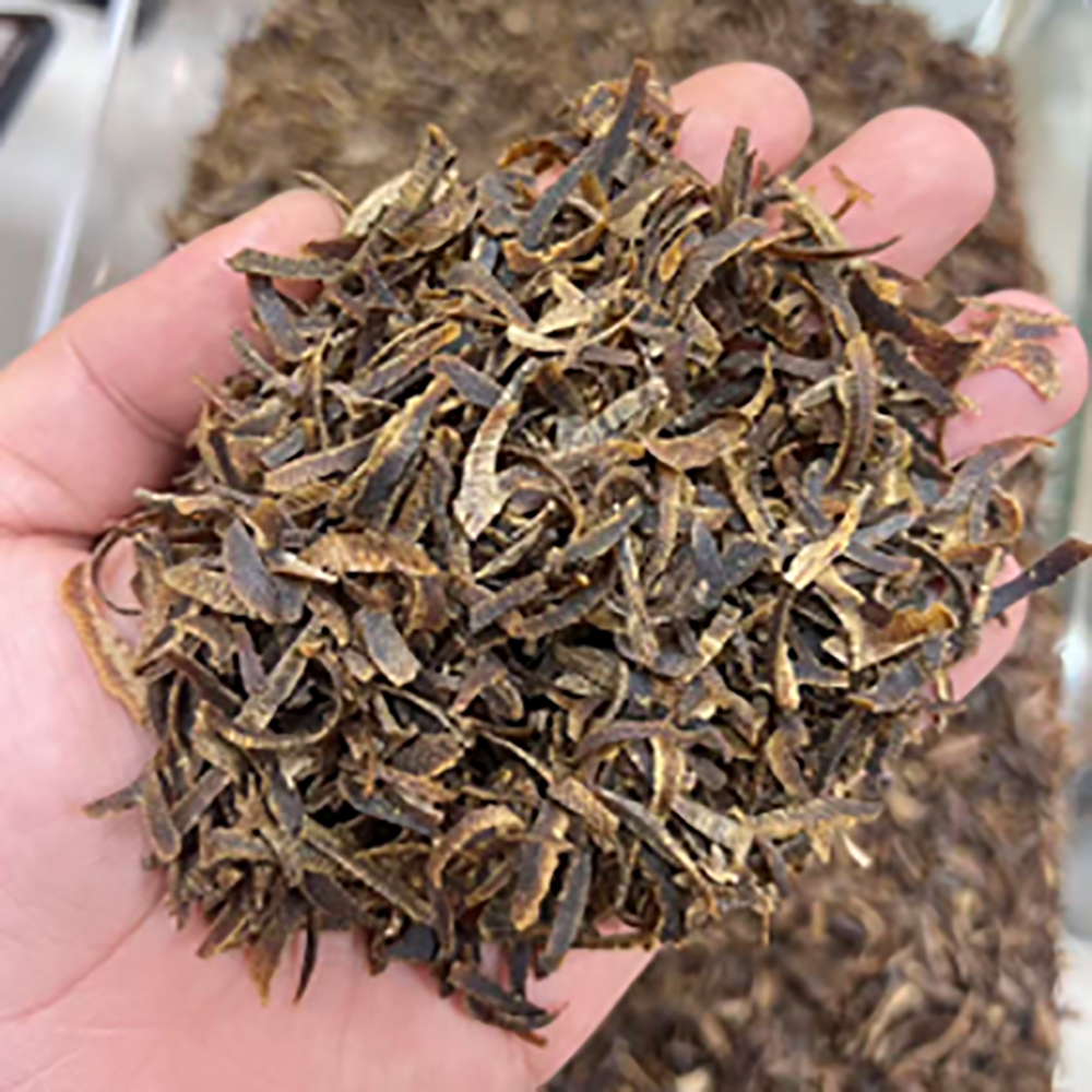 premium kynam agarwood shredded chips (50g bulk jar) premium kynam agarwood shredded chips (50g bulk jar)