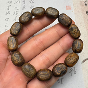 natural kynam agarwood "jujube" bead bracelet 12g