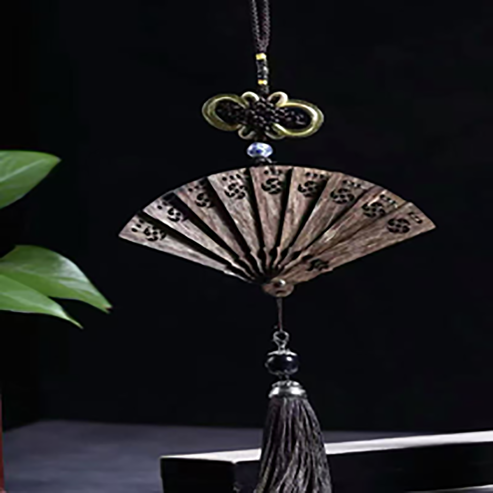 artisan kynam agarwood "folding fan" statement pendant 20g artisan kynam agarwood "folding fan" statement pendant 20g