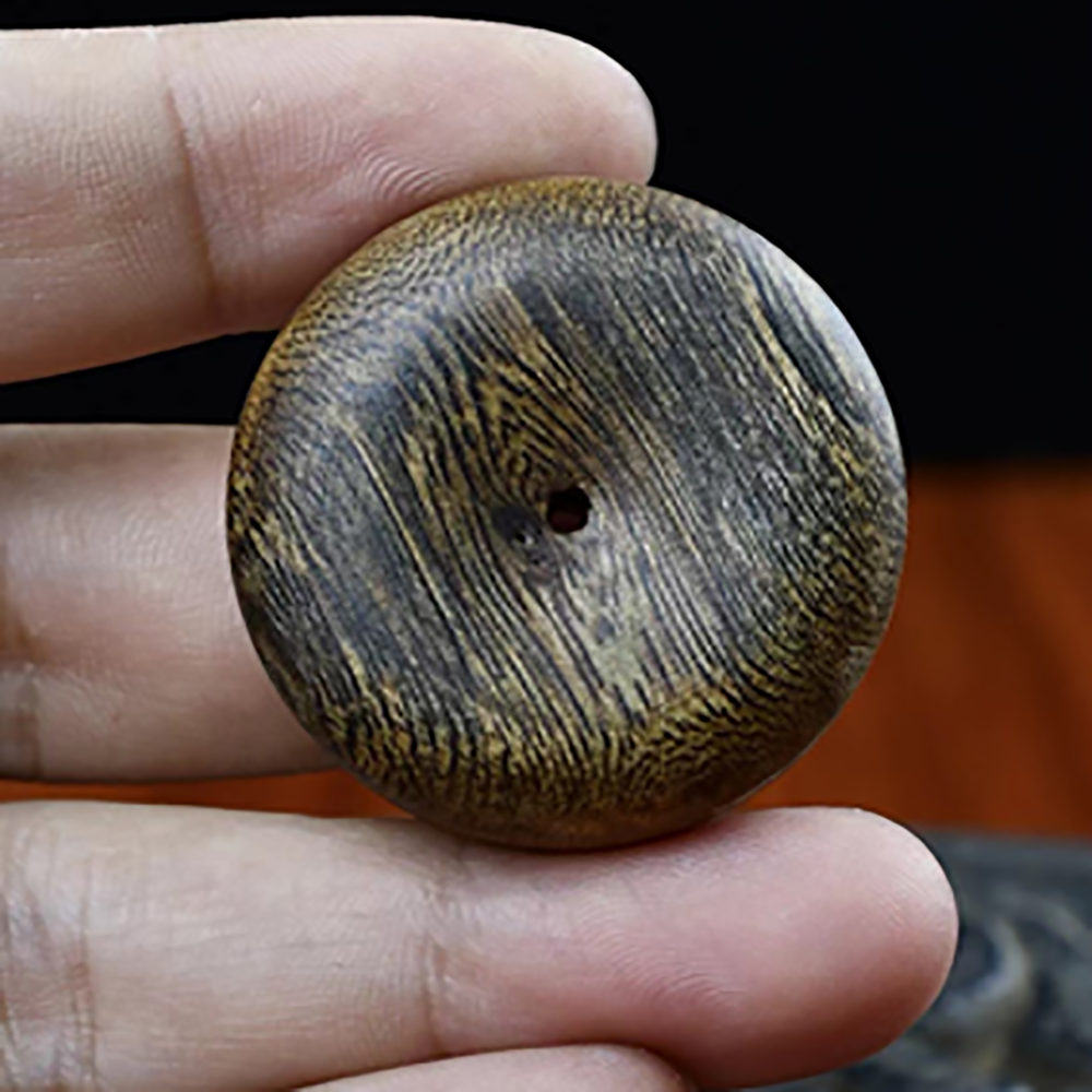 natural kynam agarwood ping'an kou pendant natural kynam agarwood ping'an kou pendant
